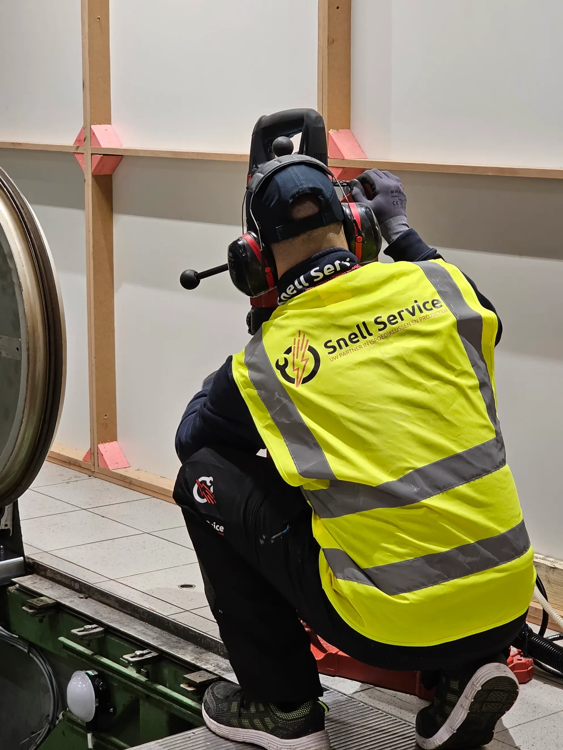 Snell Service vakman